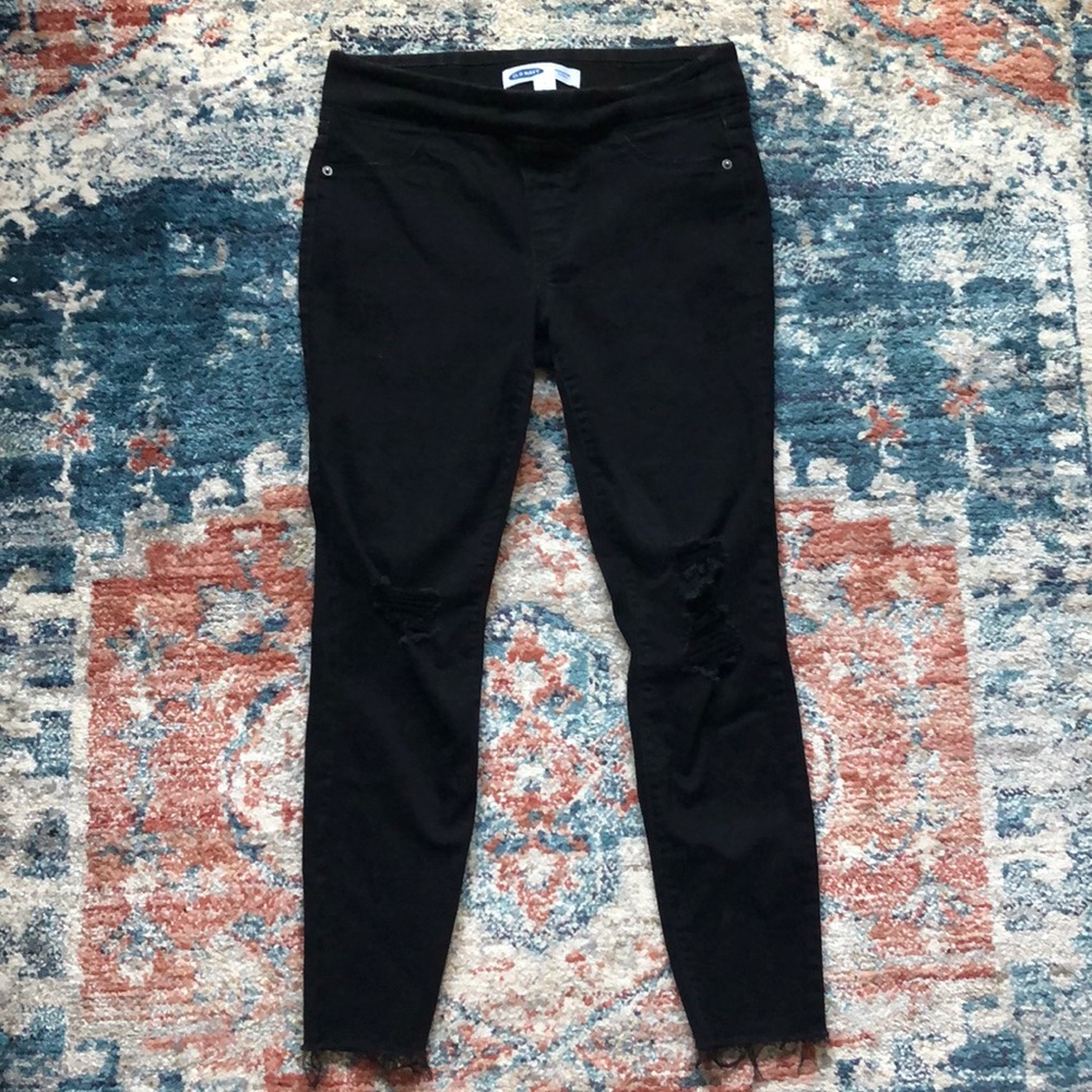 Distressed rockstar jeggings